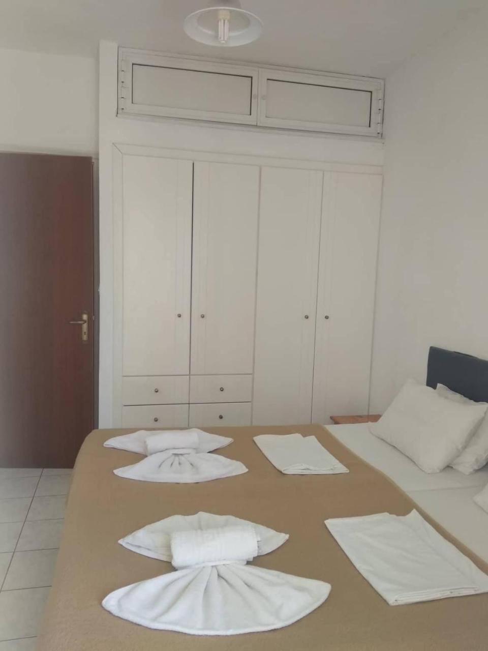 Hiona Seaside Apartment Elounda  Exterior photo